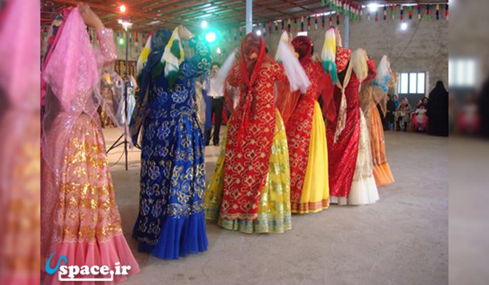 لباس محلی بانوان - شیراز