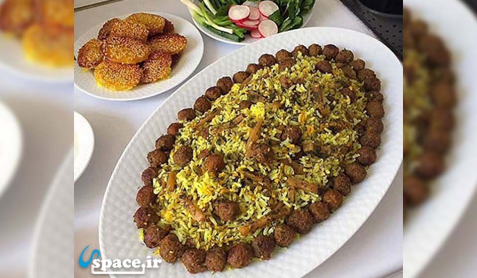 غذای محلی (کلم پلو)- شیراز
